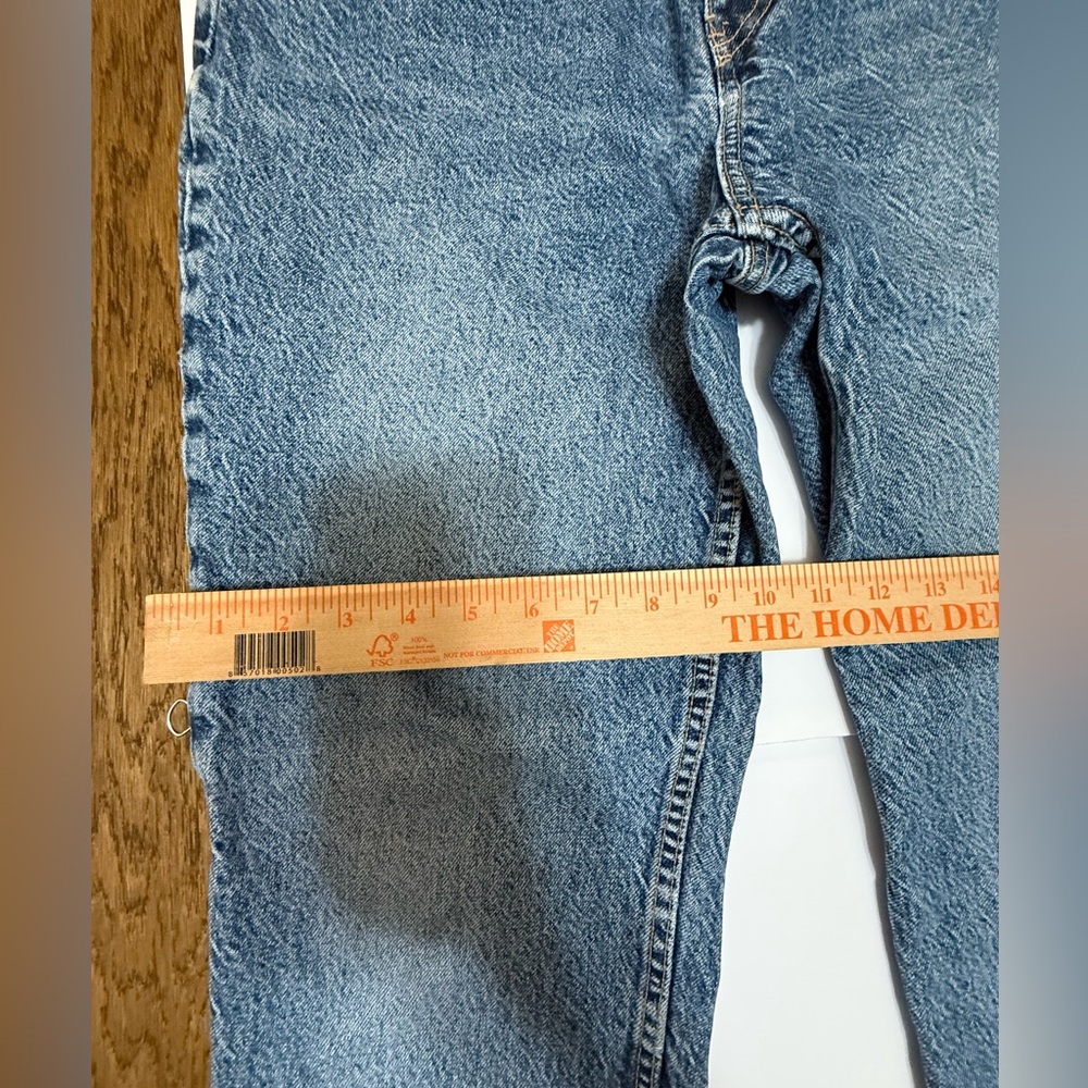 Zara Women’s Relaxed Fit Denim Jeans - Picture 11 of 14